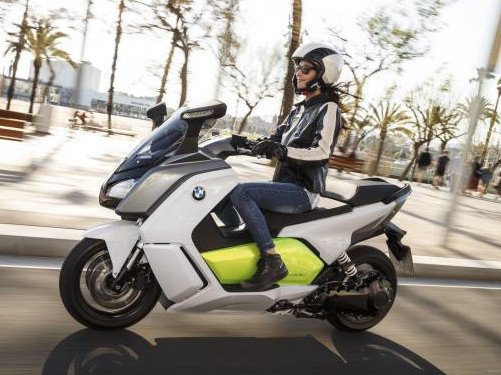  Betreiberkonzepte f&uuml;r erfahrungsspezifische Elektromobilit&auml;tsdienstleistungen